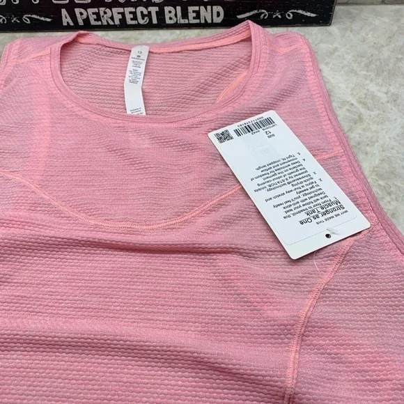 Lululemon Stronger as One Muscle Tank - Picture 9 of 14